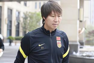 日本职业足球运动员协会公布年度MVP，三笘薰连续两年当选